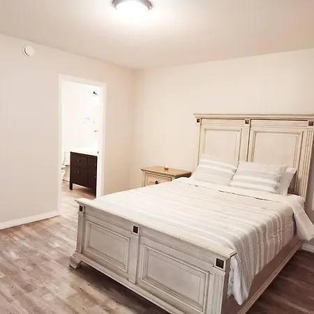 Comfort First - Sleeps 6 Whitehorse Extérieur photo