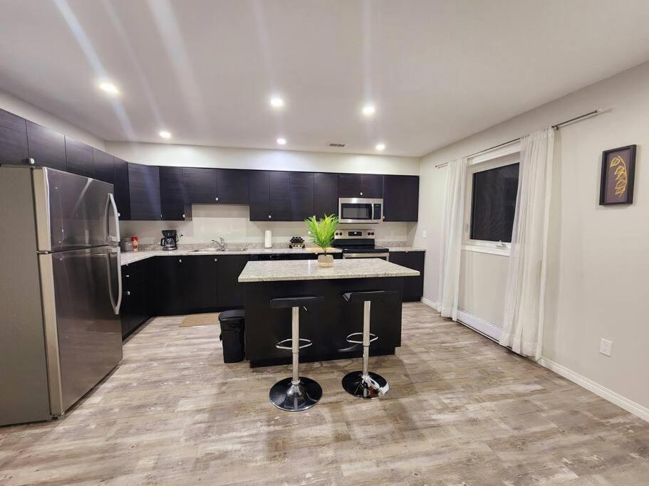 Comfort First - Sleeps 6 * Whitehorse